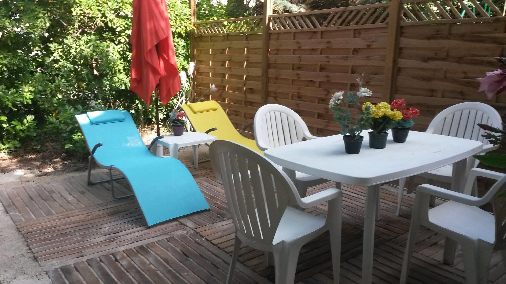 لو براديت Appartement La Plage En Provence المظهر الخارجي الصورة
